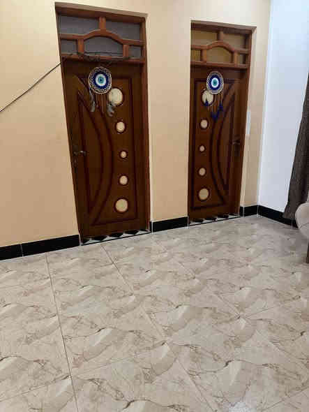 بيت البيع مساحه 200 متر حديث طابقين في حي الحسين سعر 370 مكتب التساهل… العقار ***********
