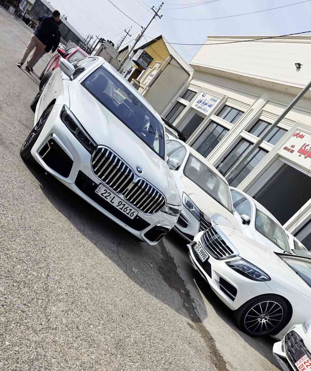 730Li
موديل 2017  مطور شكل 22
خليجي 
كامل مواصفات 
خمس كامرات 
رادارات جانبيه  
صندوق  كهرباء
خمس بردات 
ابواب شفط
ايباد  خلفي معه شاشات خلفيه  
داتا شو على الجام الامامي 
وبعد بي هواي مواصفات  
تفاصيل وسعر على الرقم  بي وات ساب 
***********
مكان السياره اربيل حاليا
