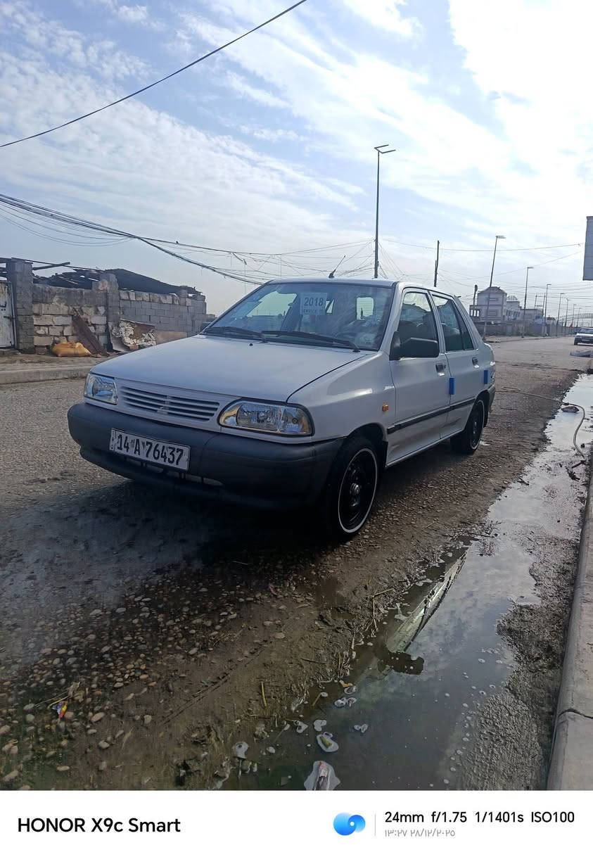 سايبة موديل2018كفاله عامه كير ومكينه جديدات كهربائيات كلها شغاله شاشه كامره حساسات تخم تاير ابو الخط الابيض هزه جديده رقم انكليزي جديد سنويه لل29مكان السياره ميسان السعر58وبيها مجال ***********
