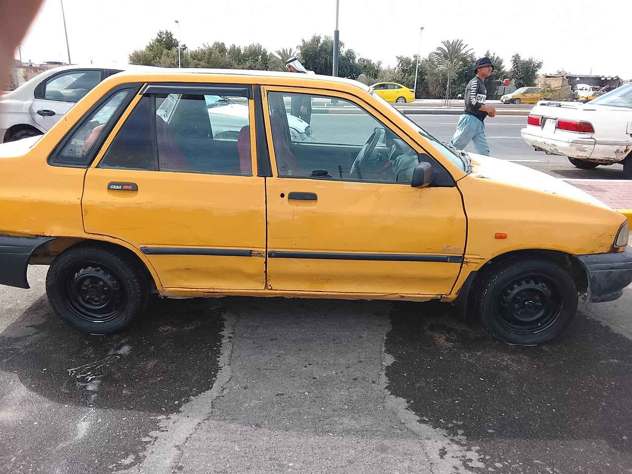 السلام عليكم سياره سايبه موديل 12 ورايد السعر المبلغ 12 ورقه امريكي وبيها مجال البكانز البكان حي العسكري قرب جامع سامي بن زيد شارع شيخ مجيد العظيم الشاهين سياره مكينه وقير وحداديه نظاف بها قليل تبخير بالمكينه السياره ما تنقص النمر الجير كلهن شغالات وشراي يخابرني ***********
