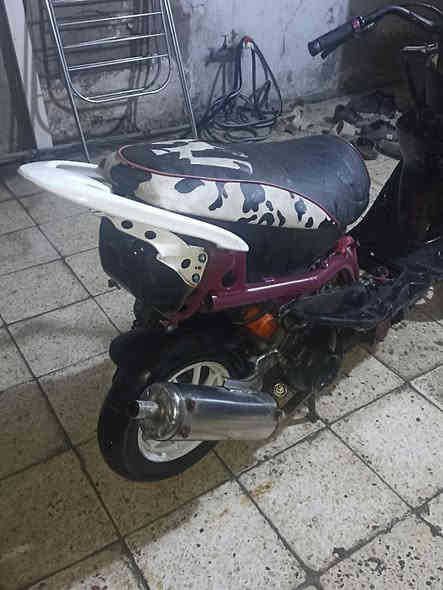 سلام عليكم دراجه ماكس عدله مال لعب للبيع مكاني بغداد ابو دشير الرقم *********** 
1 _ الدراجه تجفيت جديد
2 _ بوشه 49 
3 _ وياله مشيف ابيض 
4 _ الدراجه بيها فصله قويه عقل رياضي
5_ الهندر موجود بس مشادي بل دراجه
6 _ الدراجه (تجفيت جديد) يعني تاخذه تفتر بيها العراق كله متوكفك وغراض التجفيت كلهن اصلي 
7 _ سلف مال 55 
8 _ الدراجه لا تبخير ولا تنقيص
9 _ السعر 450 وبيها مجال قليل
