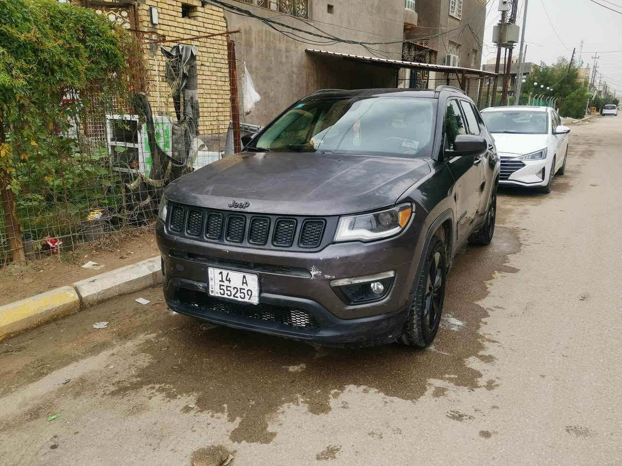 جيب كمبارس موديل 19 فول
السونار موجود بالنشر فقط هاي الي بالباب طخه بدون ضرر
 سياره نظيفه كلشي جاهزه بيها جديد من حداديه تبريد كلشي بيها نظيف  استخدام شخصي عند ابنيه
السعر 148 وبيها مجال
***********
