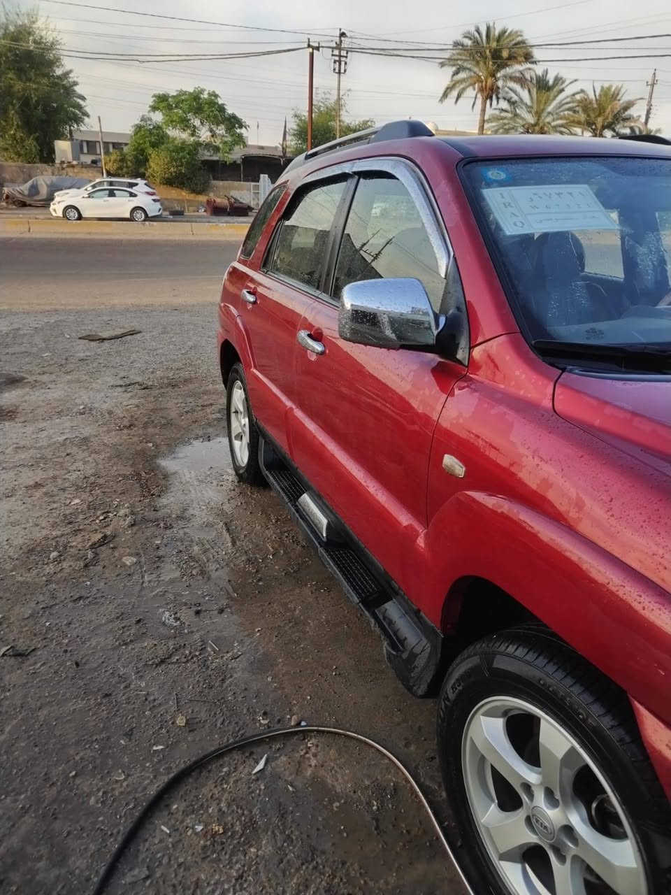 سبورتج للبيع
موديل 2010/ وارد خليجي بلادية على وضع الشركة 
ماشية_ 190
محرك - 2000 دوش
فتحة في السقف 
كوشنات جلد
دشبول اسود
مصبوغة فقط الدعاميتين 

السعر - 115
المكان - بغداد - الكاظمية
للإستفسار التواصل مع الرقم 
***********
