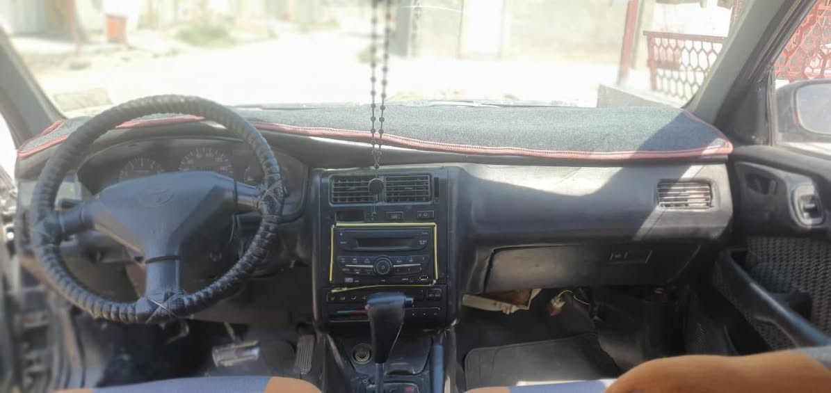 كراون ستيشن للبيع محور كورلا ياباني 35وبيه مجال قليل ***********
