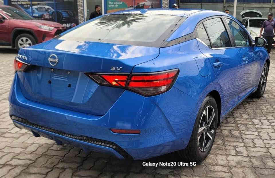 *مشحونه إلى منفذ سفوان*

*نيســـان سنتــرا مودي2024ـل*
*السعر106$(مصلحه وجاهـزه )*

حره خارج الميناء منفيس بأسم المشتري 128

***********

***********
