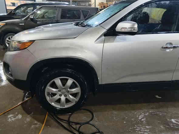 سورنتو 13 كاز كامله 7 راكب فول عده فتحه سعر 58 للاتصال *********** مكتوم كامل ٧راكب  بيها كصه
