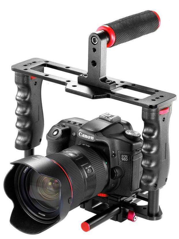 حوّل كاميرتك إلى استوديو سينمائي بيدك!

مجموعة Neewer المعدنية من الألمنيوم القوي
مقبض علوي + قبضة يد مزدوجة لثبات أعلى
قضيبان 15mm لتركيب الإكسسوارات بسهولة
متوافقة ويا Canon – Sony – Fujifilm – Nikon وكاميرات الفيديو

إذا تريد تصوير ثابت، احترافي، ويليق باسمك كمبدع محتوى…
هاي المجموعة لازم تكون وياك

هنا… وجهتك لكل ما هو عالمي وموثوق.
 
للتواصل 
*********** كركوك, العراق
