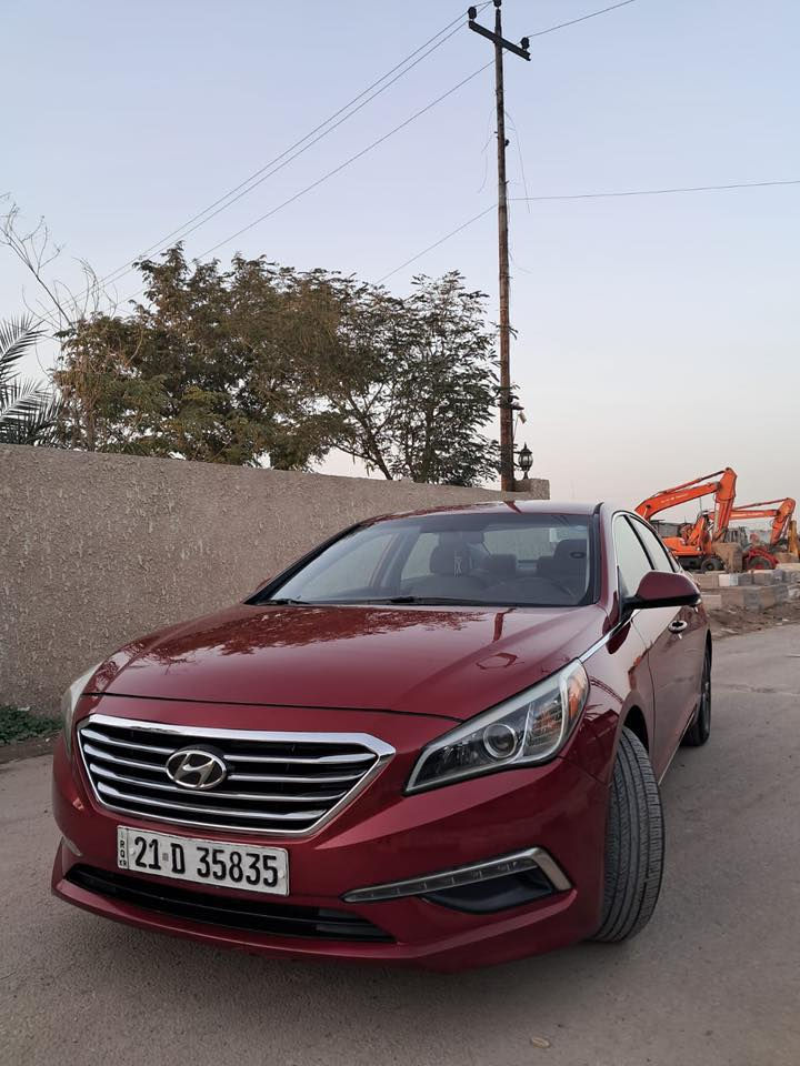 السلام عليكم سوناتا 2015وارد امريكي 
سوناره مع صور حادثه مرفق بلمنشور قطعتين مبدلات اصليات محرك ٢٤٠٠ نضيف جداا لابخار ولاصرف كير جيد تبريد تدفه سياره جاهزه من كلشي مابيه كل نقص صدر تخم تاير بسم عربي فقط تحويل بدون وكاله السعر 118$ بيه مجال قليل للشراي الدوره 
للأتصال ***********
