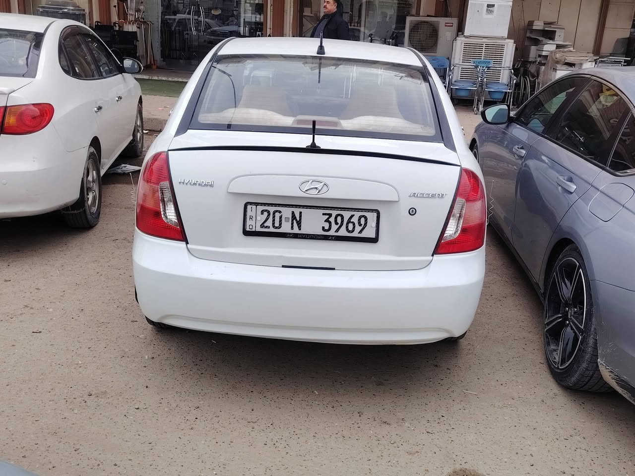 السلام عليكم اكسنت للبيع كير عادي موديل ٩ محرك ١٦ شرط التحويل ولوكاله السياره بيهه قطعه وحده فقط كلهه شرط مناقصهه اي شي صدر كير محرك تبريد تدفأه كلهه بشرط مناقصهه اي شي حته دفتر بانزين بيهه مشروع وطني السعر ٧٧ او مراوس بفانتي او النتره او اكسنت اوتو ونطي فرق المكان تكريت ***********
