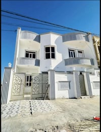 دار زيرو  للايجار الديوم التصنيع مجاور شارع 60  مساحه 100م للاتصال 077...