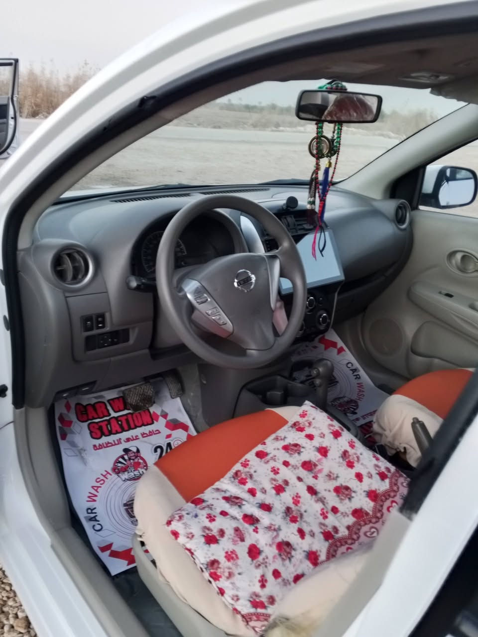 نيسان صني موديل 2020
بيها بعض ملاحظات و التكحيل 
سياره حلوه ماشيه 48 
السعر 117
المكان نجف عباسية 
الاتصال ***********
