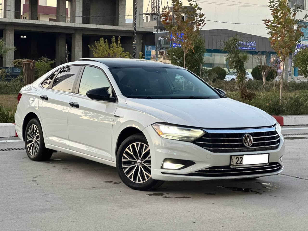 شوێن رانیە. سحر. 140$.   ژم *********** 
جیتا مۆدیل 2019 ماسەفات ئەمریکی  SE Plas فول ماسەفات پانۆرامە تەبریت مەرکەزی کوشن جڵد کوشن هیتەر سوکان هیتەر  شاشە گەورە کامیرە و حاسە 
بۆیاخ ٣ پارچە لای سەکنی یەک بست دەحمی هەیە ئیرباگ شان و سوکان سیستەم.ئیرباگ داشپوول بەشەرت نەتەقیوە
گێر و مەکینەی بەشەرت بورخی دەسکاری نەکراوە
       ڕاتەری بیلادیە بەشەرتی حەماوە 
سەنەوی بەسەر نەچوە یەک ملیۆن و ٢٥٠ هەزار خرامەی لەسەرە لەدوای مەحامەلە بیگێرەوە 
رەقەم شانسی( 3VWCB7BUXKM224437). 74هەزار رۆشتوە
شوێن رانیە. سحر. 140$.   ژم *********** وەتس ئەپ رانية, السليمانية
