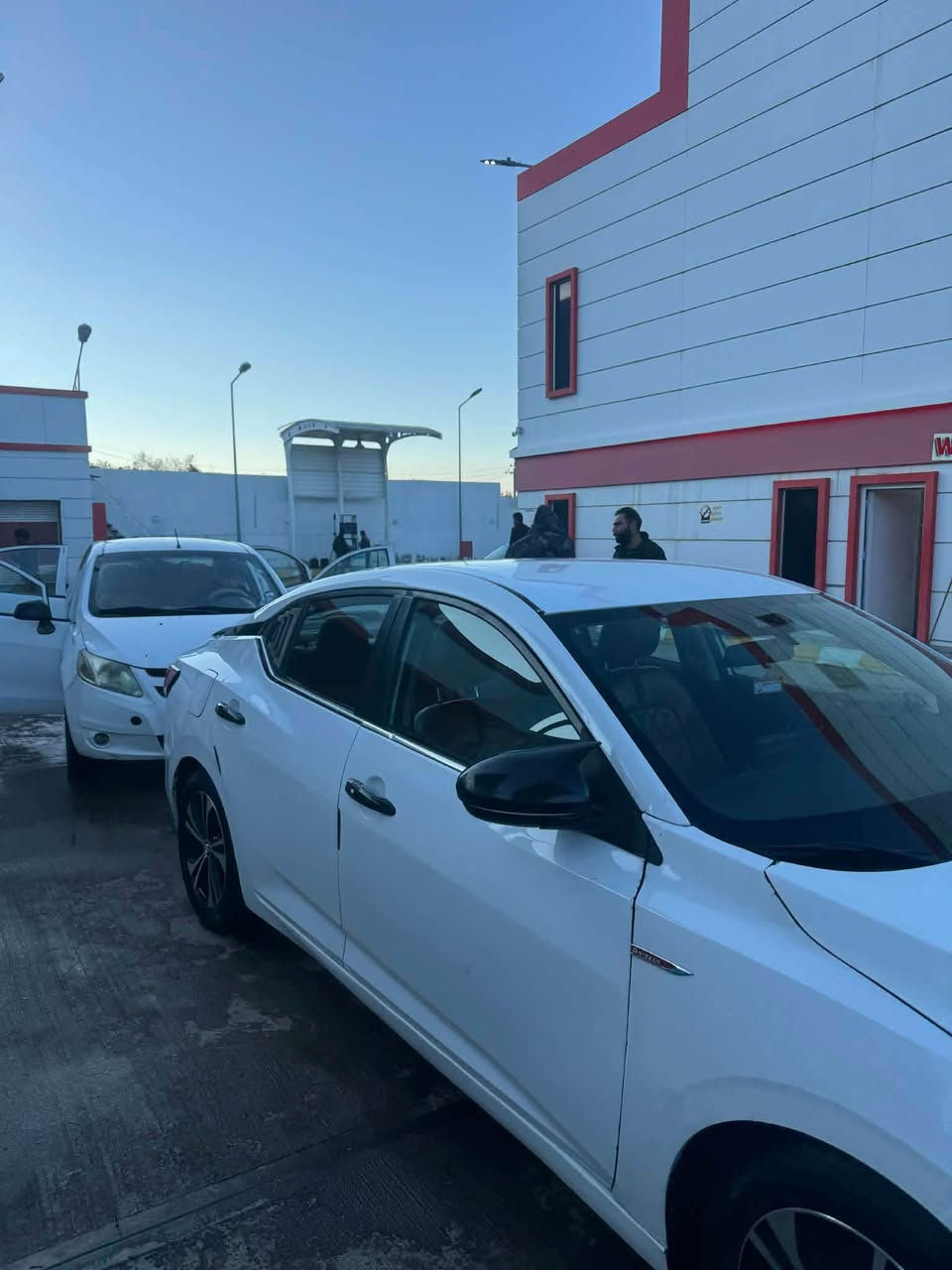 نيسان سينترا ٢٠٢٠sگيرو مه كينه به شرت راده ر به ردي گزؤز به شه رت سبوخ ده ركه و جاملخ بئ شؤرئ 
*********** أربيل, العراق
