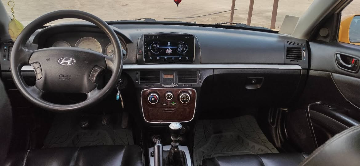 سوناتا 2008وارد كوري خط واحد بانزين فقط كير عادي رقم ميسان دولي باسمي مكفوله من الضربه والعيب الشرعي جاهزه من طول لطول مال جناي ماتخسر عليه الف دينار مكينه 2000دوش جديده تبريد ثلج حداده تخم تاير كهربائيات كامله سياره جاهزه السعر 85 مكاني ناصرية سوق الشيوخ للاستفسار الاتصال على الرقم ***********
