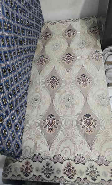 للبيع صوميه عدد ٢
وحده قياس عرض ٦٥ وطول ٢ متر
وحده قياس ٨٥ وطول ٢ متر
المكان بغداد الغزالية 
سعرهم ٦٠ ألف ***********
