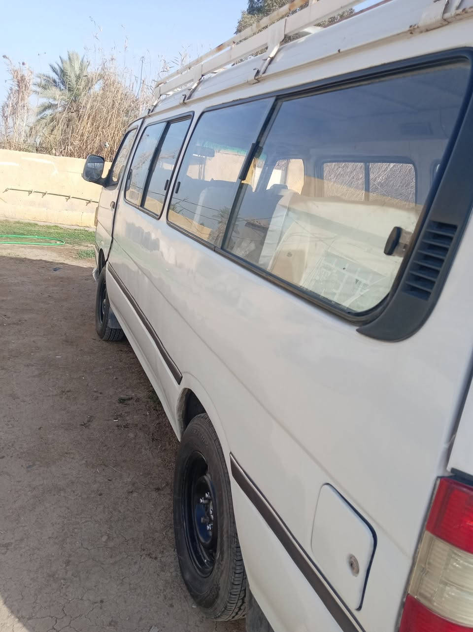 سيارة فتون موديل ٢٠٠٩ رقم بغداد انكليزي داخلة هزة  وسنوية ٢٠٣٠ وصل بحث وخط جديد ومصفرة هية ومرور ربع ماعليهة سيارة باسمي وثاني يوم التحويل كير ومحرك واكسن خير من الله وتخم تاير جديد باور ستيرن جديد دينمة جديدة عنبار كلج جديد سيارة مكفولة من كلشي فقط صبغ حزام جمالية السيارة جاهزة كبل للشارع السعر 54 وبيهة مجال العنوان بغداد اليوسفية للستفسار الانتصال
*********** واتساب
***********
