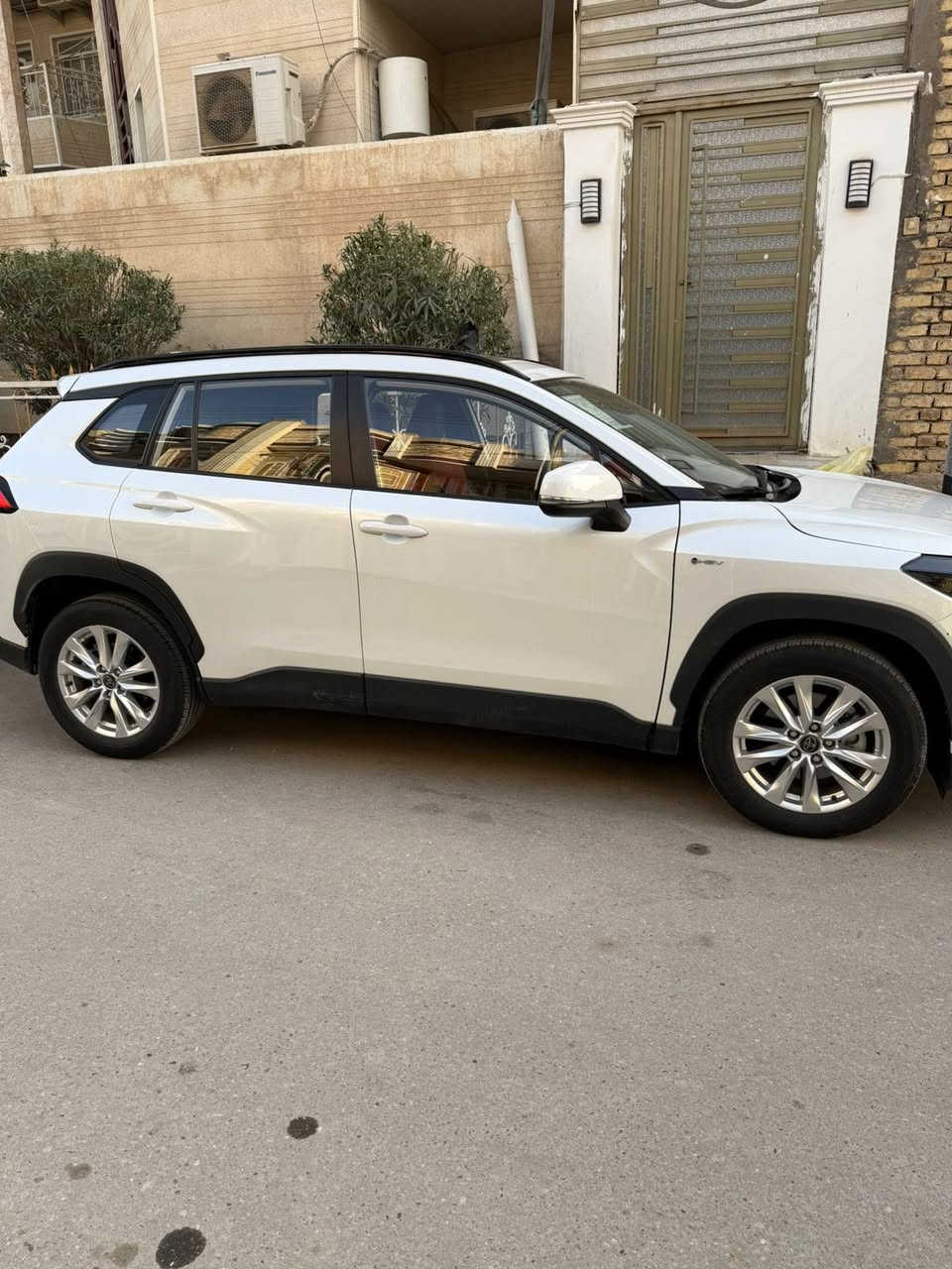 موديل 25 اخت الزيرو
رقم بغداد
كفاله عامه
المواصفات 
كشافات 
حمالات
فتحه
اوتو هولد
نظام تزحلق
كامره خلفيه 
كشنات جلد احمر
ماشية ١١ الف 
السعر ١٨٥ بيه مجال
مكان ناصرية مركز 

للتواصل 

+964 780 756 0434
