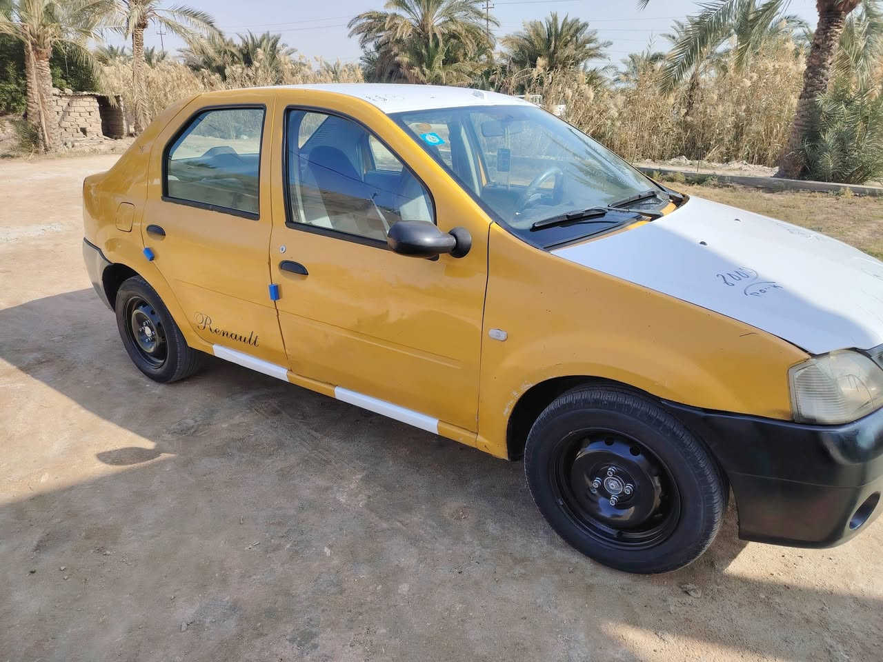 رينو لوكان 2009 محرك كير تواير حداد كفاله هيه مصفره السعر ٣٤ وبيه مجال رقم جديد مكان سماوه الاستفسار ***********
