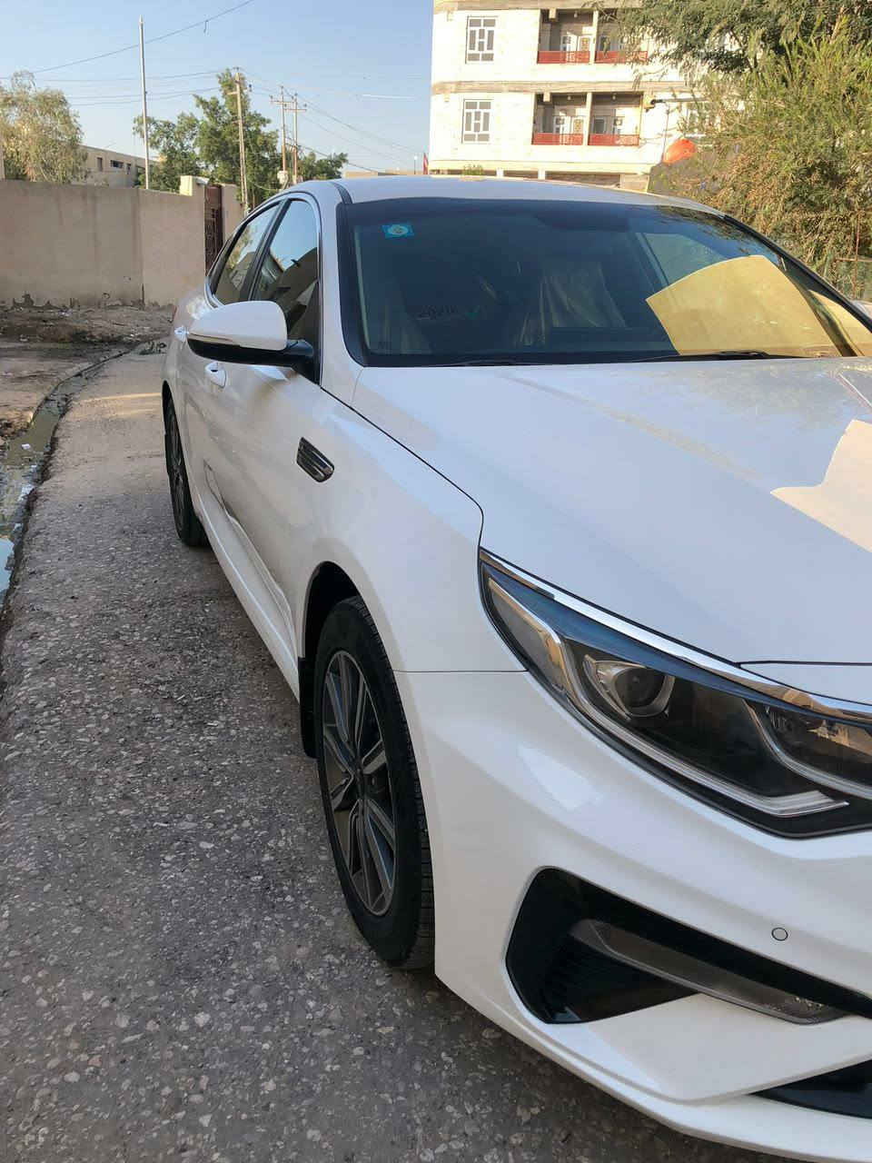 السلام عليكم سياره اوبتيمه 2020خليجي كفاله عامه بس خدشه بالباب بسيطه***********
