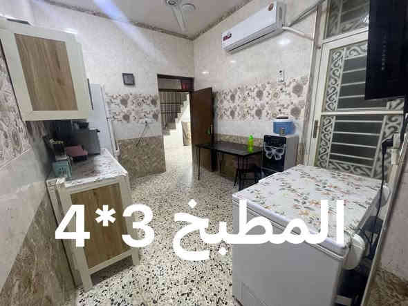 بيت البيع مساحه ١٠٠متر واجه ٥نزال ٢٠ بيت كامل مكمل نقص فقط لبخ واجهيه  يحتوي على ٣ غرف نوم الارضيه كاشي حمامات ثنين صحيه واحده مطبخ منورين الاستقبال وصاله عنوان البيت غزاليه هياكل محله ٦٥٧ مقابيل   شارع عام ٣٢ قرب شارع ١٥  رقم هاتف *********** سعره ٢٧٠
