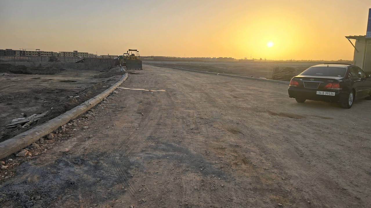 #يعلن_مجمع_الخيرات_السكني_عن_توفر_قطع_اراضي 
              سكنية بكافة الخدمات وبأعلى جودة

💎انارة شوارع وتسليك اعمدة كهرباء امام كل قطعة
💎ماء اسالة + مجاري +ارصفه 
💎شوارع مبلطة بالاسفلت عرض الشارع 12متر 

💎بناء موحد بالطابوق وبأرتفاع مستوى دفن واحد 
💎المجمع يبعد عن السوگ فقط 5 دقائق
💎بيع المساحات حسب الطلب من 100 متر واعلى
✅عنوان المجمع مقابل جامعه الامام جعفر الصادق ع 
قرب بوابه السماوه 
📞للأستفسار والحجز الاتصال 
***********
***********
⭕️ملاحظة :العمل جاري.
