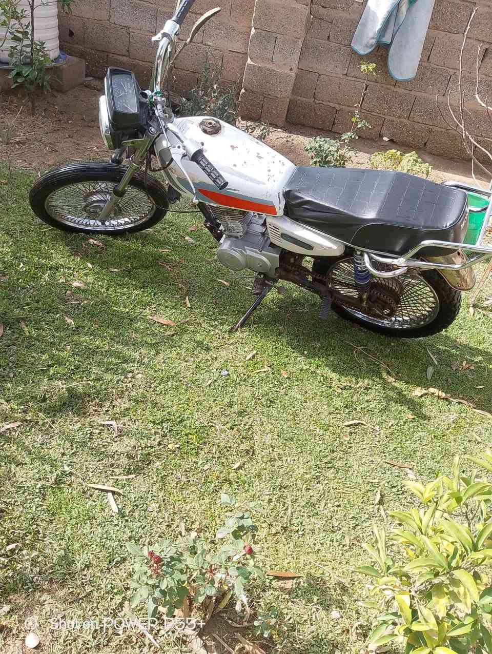 السلام عليكم تايكر موديل 18 اوراق مكينه فول خير من الله صوته ما تسمعه عوزه ترتيب بلكهربائيات شوفت عينك شراي وتريده تشلع عيوني ادور اسعار ما تفيدك
***********
مكاني واسط الدبوني
