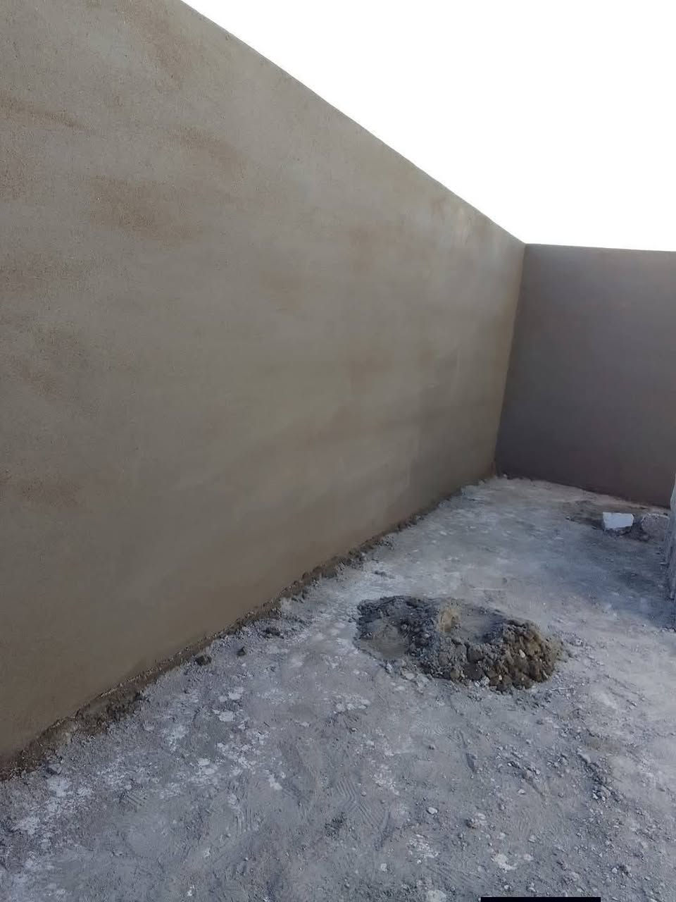 سلام عليكم 
خلفه لبخ متفرغ حالين 
*********** اتصل واتساب
