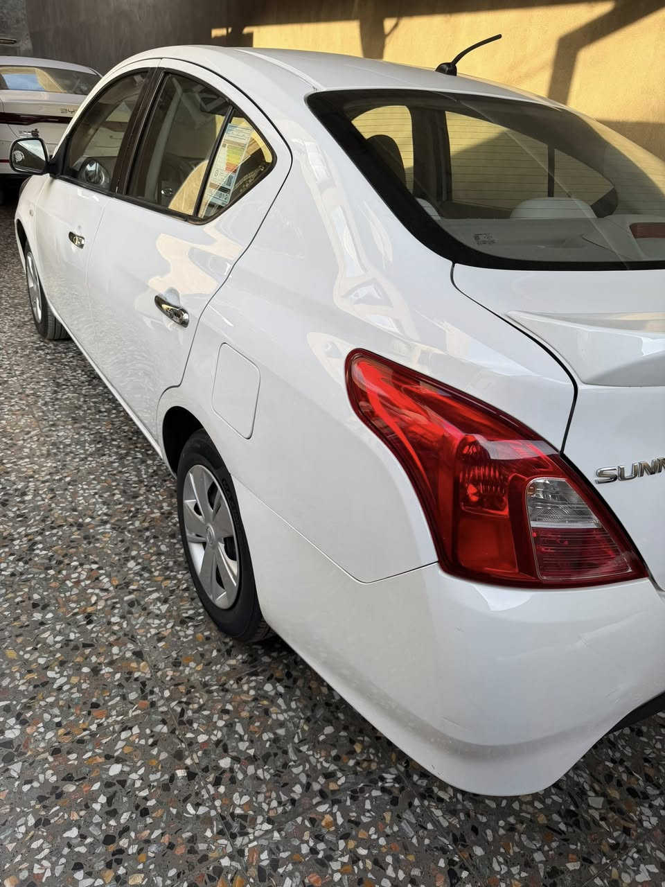 سلام عليكم
نيسان صني 2018 رقم بغداد بأسمي ماشيه 91 بدون صبغ السعر 106 للاستفسار ***********
