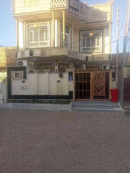 سلام عليكم بيت مساحه 180متر لبيع طابو زراعي 25 سند  قرب جامعه بابل منطقه تأجيئ خلف  مول جوهره يبعد عن شارع لعام ميت متر كافت الخدمات يحتوي ع طابقين ملاحضه البيت بي كم شغله نقص حسب الاتفاق النجاز العمل البيت جديد بونيان 2025 الاستفسار تصال لاتواجد الفيس فقط تصال 
***********
***********
