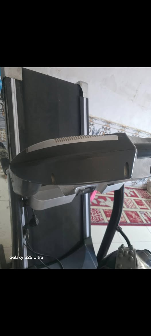 للبيع جهاز جري جبلي وبي جهاز هزاز نظيف مابي اي خلل كله شغال يتحمل وزن عالي لحد 180 ب275 وبي مجال


**إذا كنت صاحب هذا الإعلان وتريد حذفه لأي سبب، رجاءا أرسل رسالة إلى الدعم الفني**