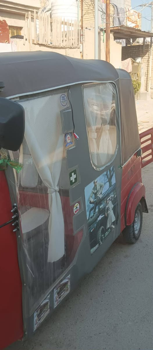 تكتك 18 البيع سعر 4300 وبيه مجال ***********
