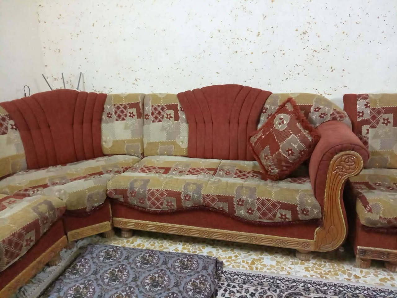 مكلفه بلنشر 
ديوان قياس 12 متر 
فصال عراقي خشب ثقيل حيل نظيف 
السعر 310
العنوان حي الانتصار 
الرقم على خاص


**إذا كنت صاحب هذا الإعلان وتريد حذفه لأي سبب، رجاءا أرسل رسالة إلى الدعم الفني**