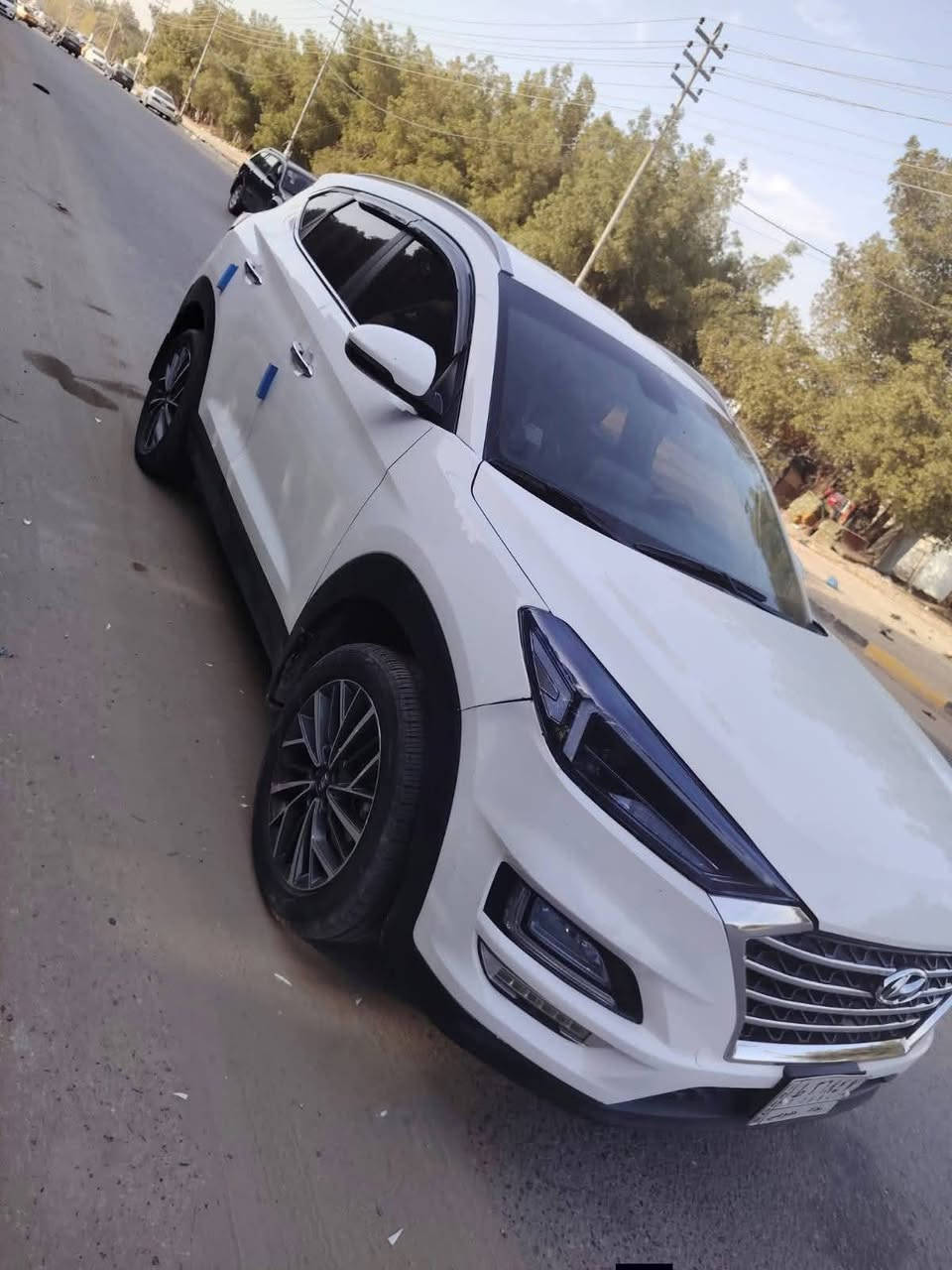 سلام عليكم سياره نوع توسان موديل 2020خليجي فول مواصفات عده البنرامه بصمه شاشه كامره حساسات تحكم ستيرن جهتين خمسه ويل كب خمس عدسات  شاير مري تحكم مري كشنات كهرباي جلد تدفاه تبريد تبريد قطعتين كفاله كير مكينه حداديه تخم تاير تبريد مكفوله من ضربه او تبدي عده قطعه وحده كلير اثر شخط بصيط العنوان كربلاء السعر184 بها مجال حق الجيه رقم. ***********
