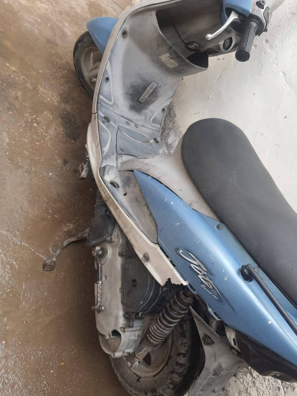 سلام عليكم ماكس منغولي للبيع دراجه نكره سلف كهربائية كله شغاله معروضه 400 او بيه مجال مكانه كربلاء حولي100 اي ستفسار واتساب***********
