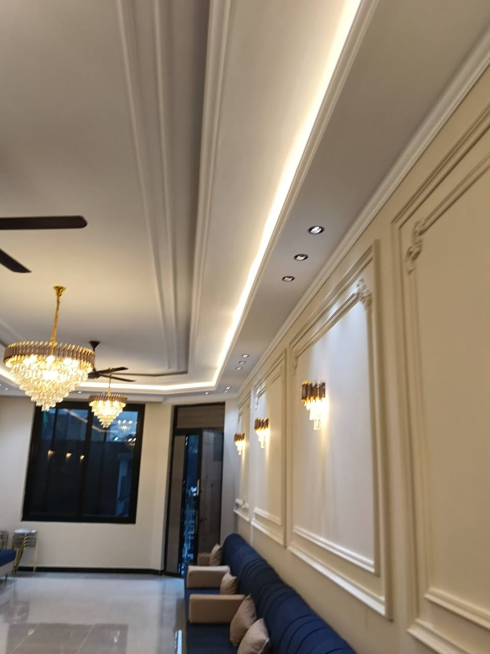 الحمدلله  تم انجاز هذا العمل 
مساحته 300 متر كهرباء صحيات شغل 
ومن الله التوفيق 

ضياء  أبو علي 
كهرباء صحيات 
***********
