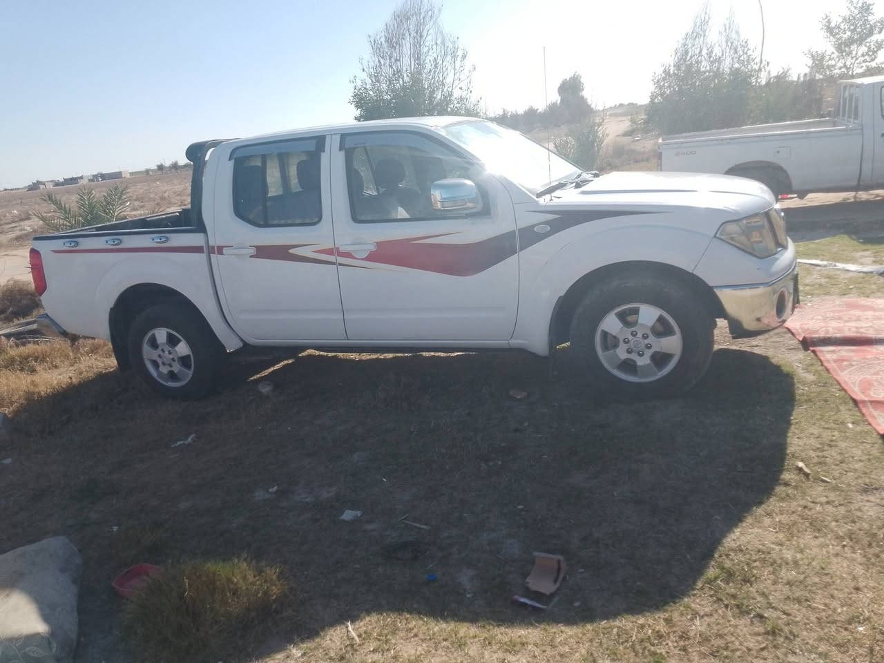 سلام عليكم نيفارا للبيع رقم سليمانيه تحويل سياره بها خيط تبخير سياره حلوه مال جناي مكان كربلاء السعر 65 بها مجال طقم تائر جديد حداديه جديده ***********
