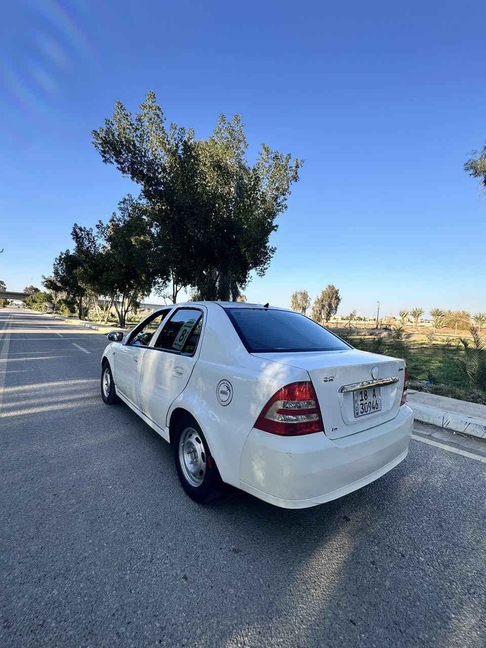 السلام عليكم 
موديل 13
سي كي CK 
رقم بابل مشروع وطني
جاهزة مكينة 
كير 
سنتر لوك
داخل نضيف 
تبريد 
تخم تاير 
سيارة بلادية 
بدون ضربة 
بدون تبديل 
بيها تكحيلات
السعر وبيها مجال بسيط
مكاني بابل مسيب  ***********
