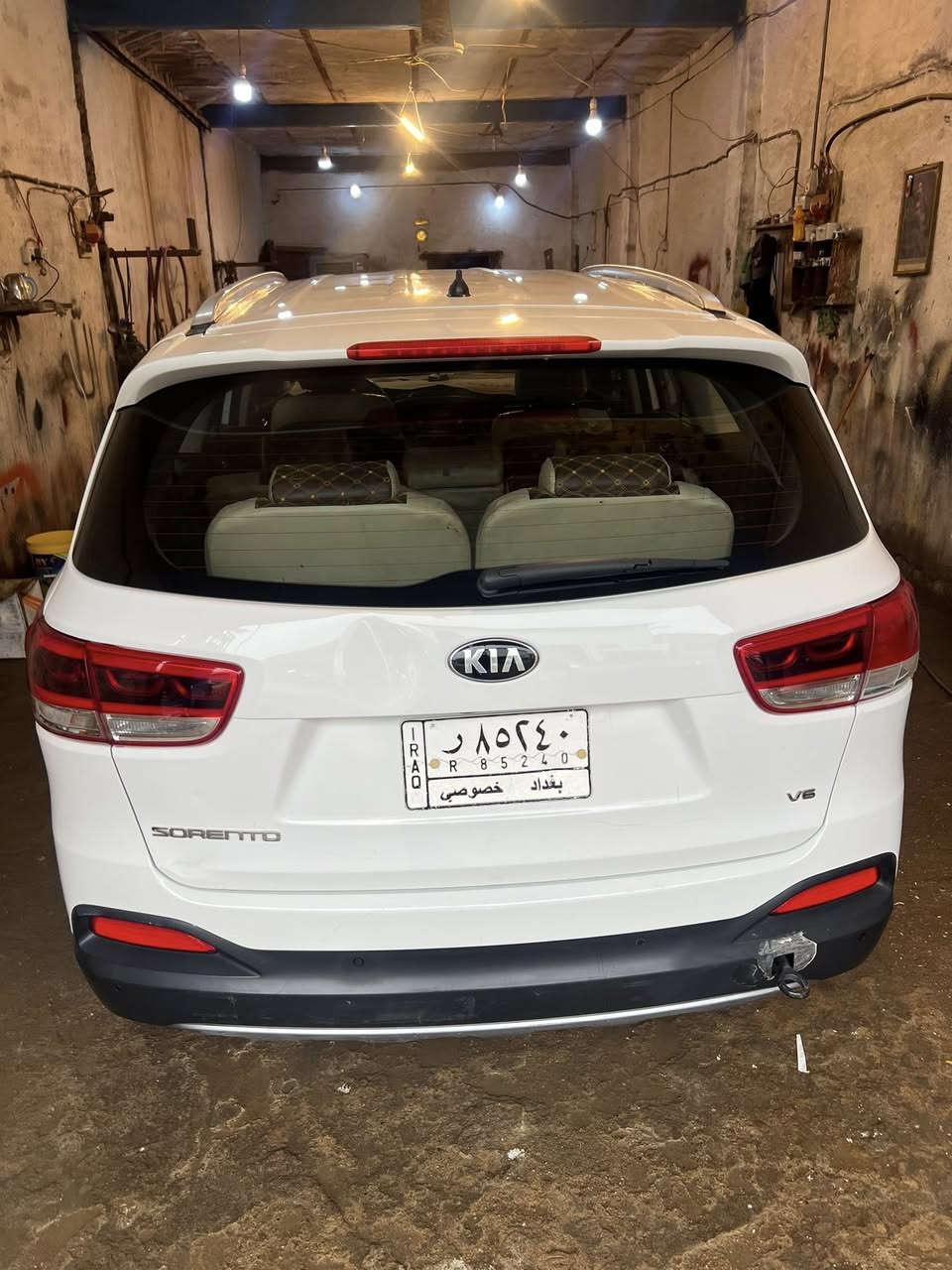 السلام عليكم سياره نوع كيا سورنتو خليجي للبيع او مراوس مكفوله من الگلبه والكص بيها صبغ موديل 2016 فول مواصفات حجم المحرك 6 سلندر عددالركاب 7 تبرد 3 قطع سياره جاهزه من كل النواحي السعر 158 بيها مجال قليل الشراي يتصل عدك سياره اراوسك مكان السياره ميسان ***********///***********
