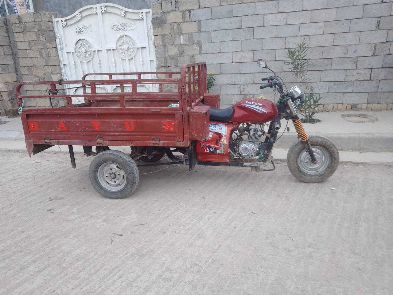 سلام عليكم عندي ستوته اللبيع وبامه باب مابيهه بيع كوم حديد محرك جديد وراق صوليه موديل14
سعر 600وبيهه مجال مكاني صويره رقم الهاتف *********** ماكو خاص
