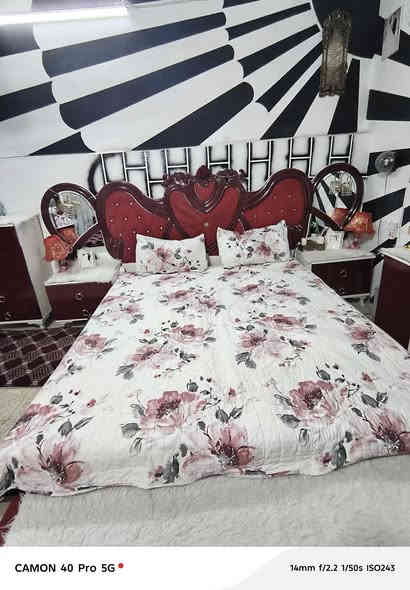 بيع مستعجل 400 والغرفة 9 قطع ويا الدوشك مالها الشراي يخابر ***********
