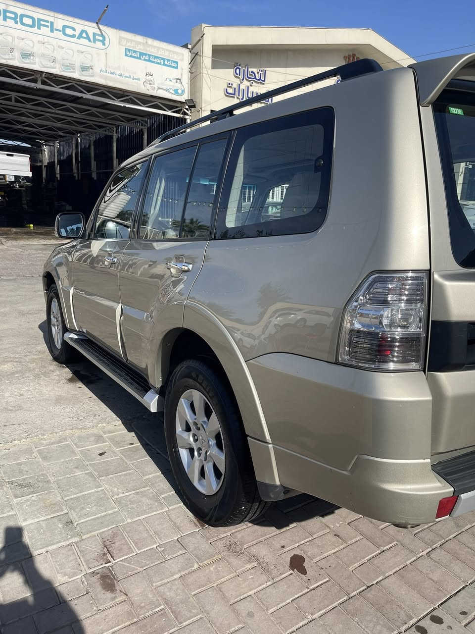 باجيرو 218 سلايت محرك 3500 رقم اربيل كفاله فقط شبر صبغ بلجاملغ الامامي الباقي كفاله مكان السياره بغداد شارع فلسطين
سعر 178 بيها مجال بسيط
***********
***********
