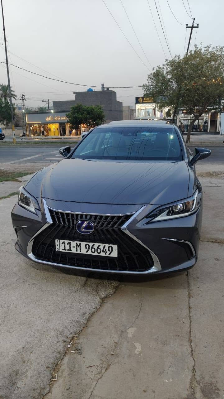 السلام عليكم
للبيع فقط ومستعجل على البيع بسعر مناسب
235 ورقة وبيها مجال شي بسيط أن شاء الله 
لكزس اي اس 300 هايبرد موديل 20 اي نقص مابيها 
صيانة كاملة داخل شركة لكزس بغداد تخم تاير جديد 
لون مميز رصاصي غامق وداخل جلد بيج فووول مواصفات حادث جانبي خفيف ابواب جهة اليمين ايرباك بردة فقط بيها 4 قطع صبغ اثر شخط وليس حادث صور الحادث مرفقة مكان السيارة بغداد السيدية للاستفسار الاتصال ***********
