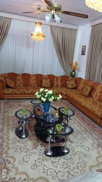 ديوان للبيع 12متر السعر 500.000الف  الرجاء عدم المراسله خاص اذ لم تكن ...