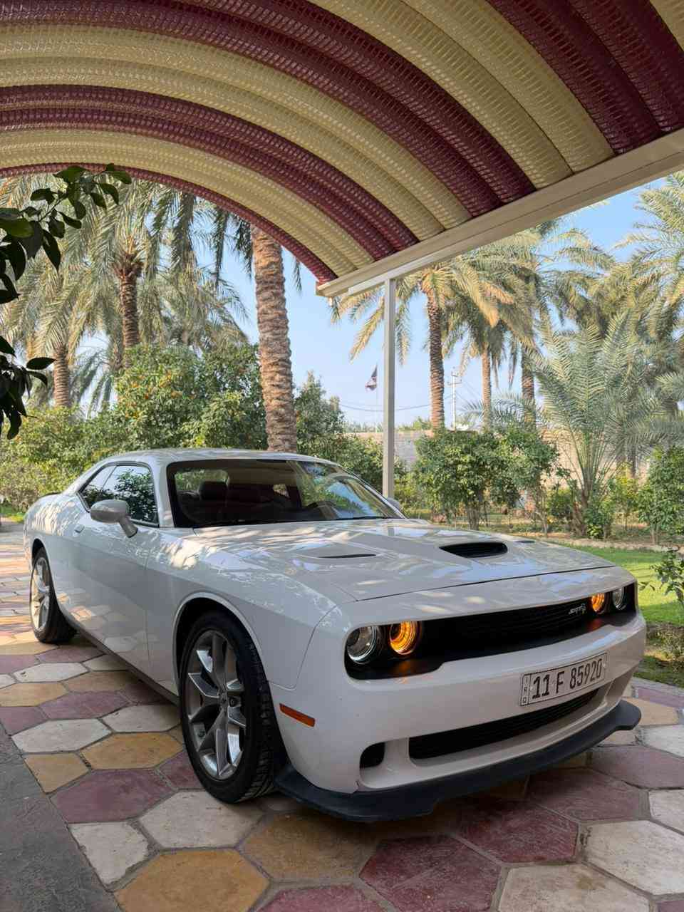 السلام عليكم 
للبيع جالنجر 2023 GT 
مكينة 3600 / V6
ماشية / 36 الف مايل 
حادثها جاملغ وبنيد 
صور الحادث ويه المنشور 
رقم بغداد الدولي ب اسمي 
السيارة جاهزة مابيها اي نقص 
السعر / 200 وبيها مجال بسيط 
مكاني / ديالى جديدة الشط 
للاستفسار/ ***********
