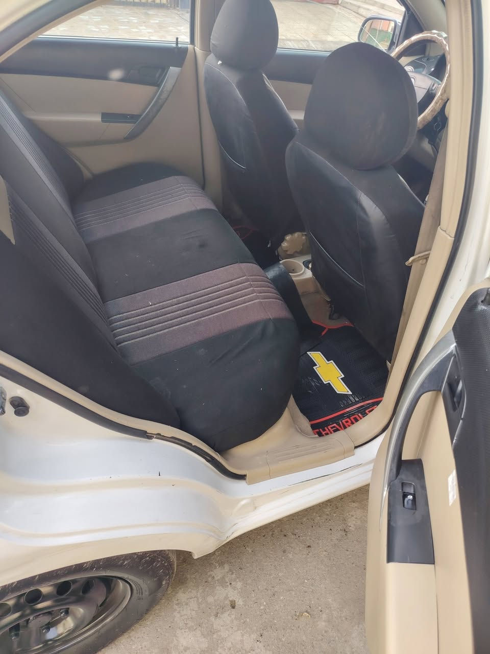 السلام عليكم افيو 2011 رقم صلاح الدين دولي سيارة جديدة مكفولة من الضربه والصبغ والبارد شرط التحويل مكاني موصل 17تموز للاستفسار اكثر الاتصال على الرقم:
***********
***********
