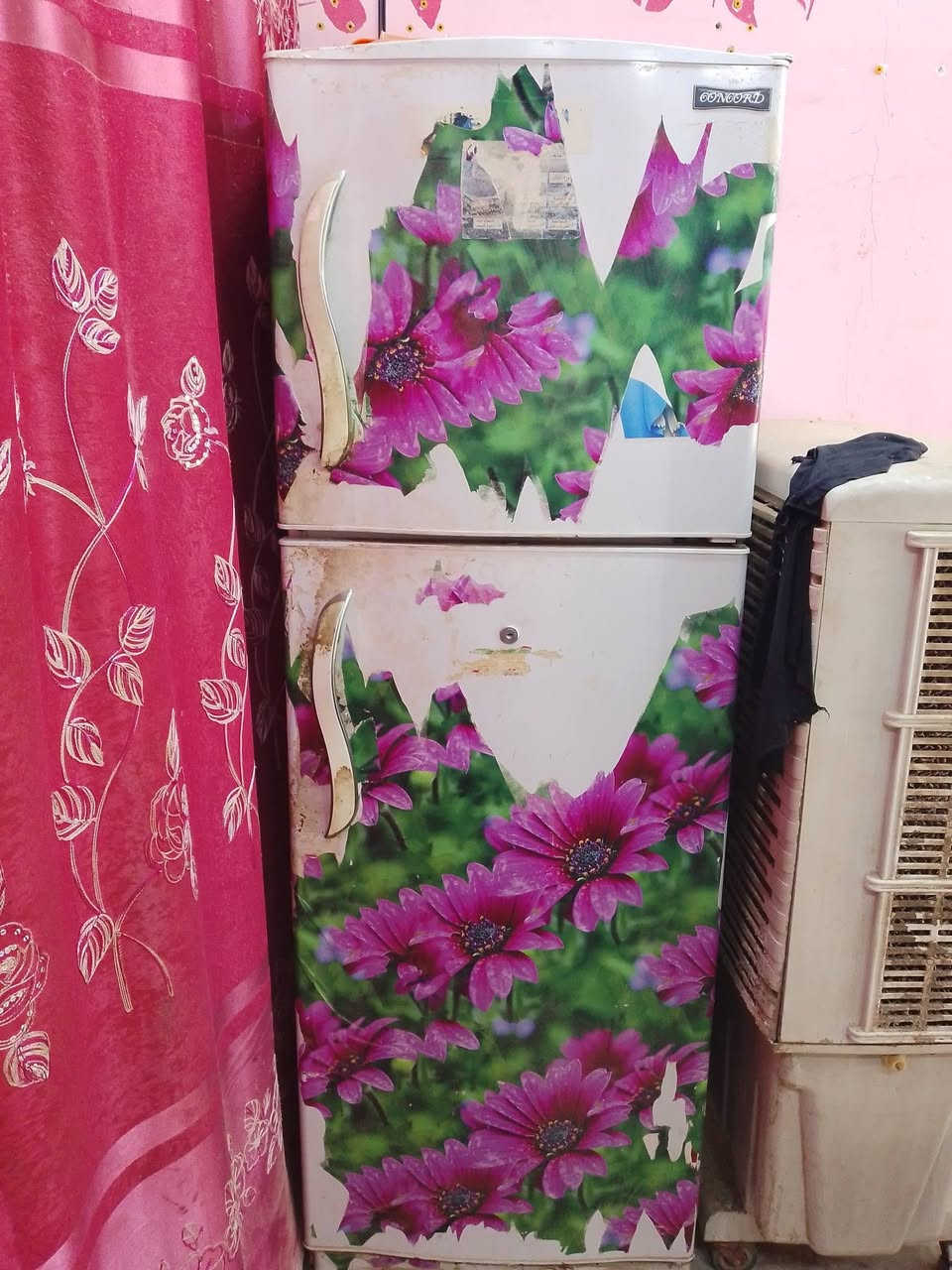 غراض للبيع 
جام خانه فلافل المنيوم
ميز مقبلات المنيوم
قناني ٢ 
شوايه همبركر 
ثلاجه
كراسي عدد ٧
سنكي مطبخ
ميز عمودي المنيوم
مبرده 
طباخ ٢ عيون 
ادوات مطبخ 
مأطور ماي 
مغسله 

مكاني نجف شارع المطار الجديد ***********
