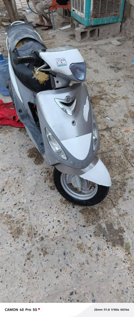 سلام عليكم دراجه ماكس منغول للبيع الدراجه خرسه مفتوحه ولفات فقط الدراجه نضيفه شلعه معدل فول دراجه عوزهه شي بسيط كهرابيايت كلهه شغاله السعر ٥٠٠ وبيهه مجل حك الجيه هاذه رقمي *********** بي واتساب
