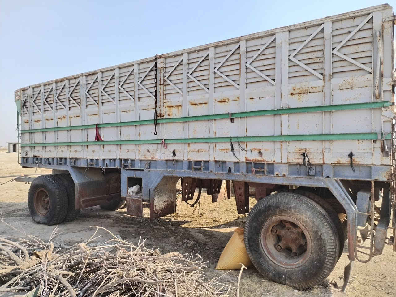 سلام عليكم عربنه للبيع مكني الفلوجه راقم ***********
