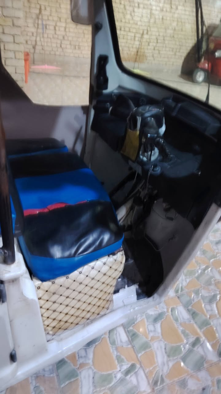 تيفيس 21 شهر 12 رقم وسنويه محرك توني صار يومين شاده كارتون ب850الف كفاله من صبغ والمعجون مكاني قلعه سكر ابيع نقد واقصاد ابو اقصاد لاتجي وتكلي عندي مليونين من٣ ونص وفوك وانه خادكم ***********
