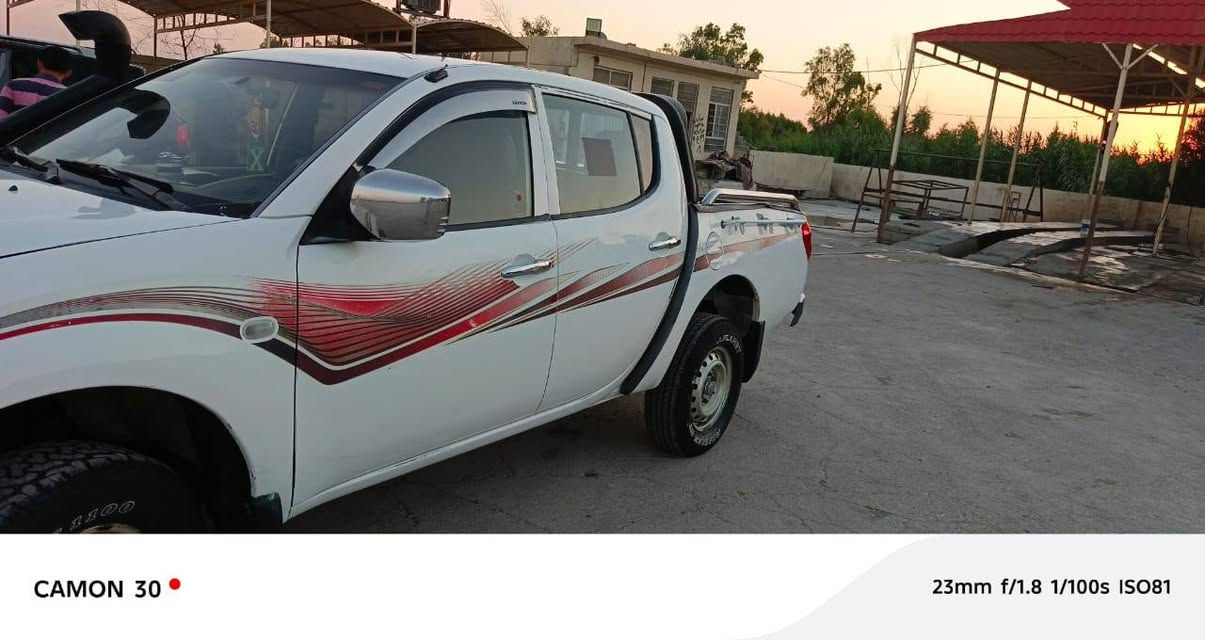 السلام عليكم
متسوبيشي L200 قذافي للبيع

الموديل 2011
اللون ابيض
رقم صلاح الدين الألماني مشروع وطني 
السيارة جاهزة من كلشي محرك جديد تبريد شغال تخم تاير 
السعر المطلوب 130 وبيها مجال بسيط
مكان السيارة ديالى أو كركوك 
***********
